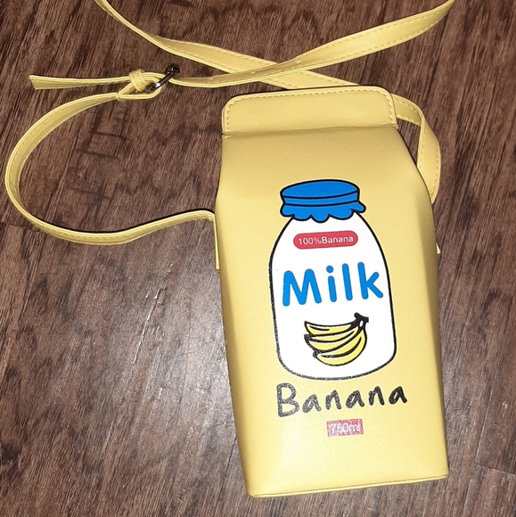Banana Milk Novelty Purse - Picture 1 of 3